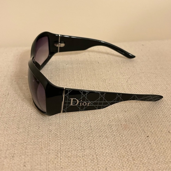 Dior Sunglasses - Picture 3 of 7